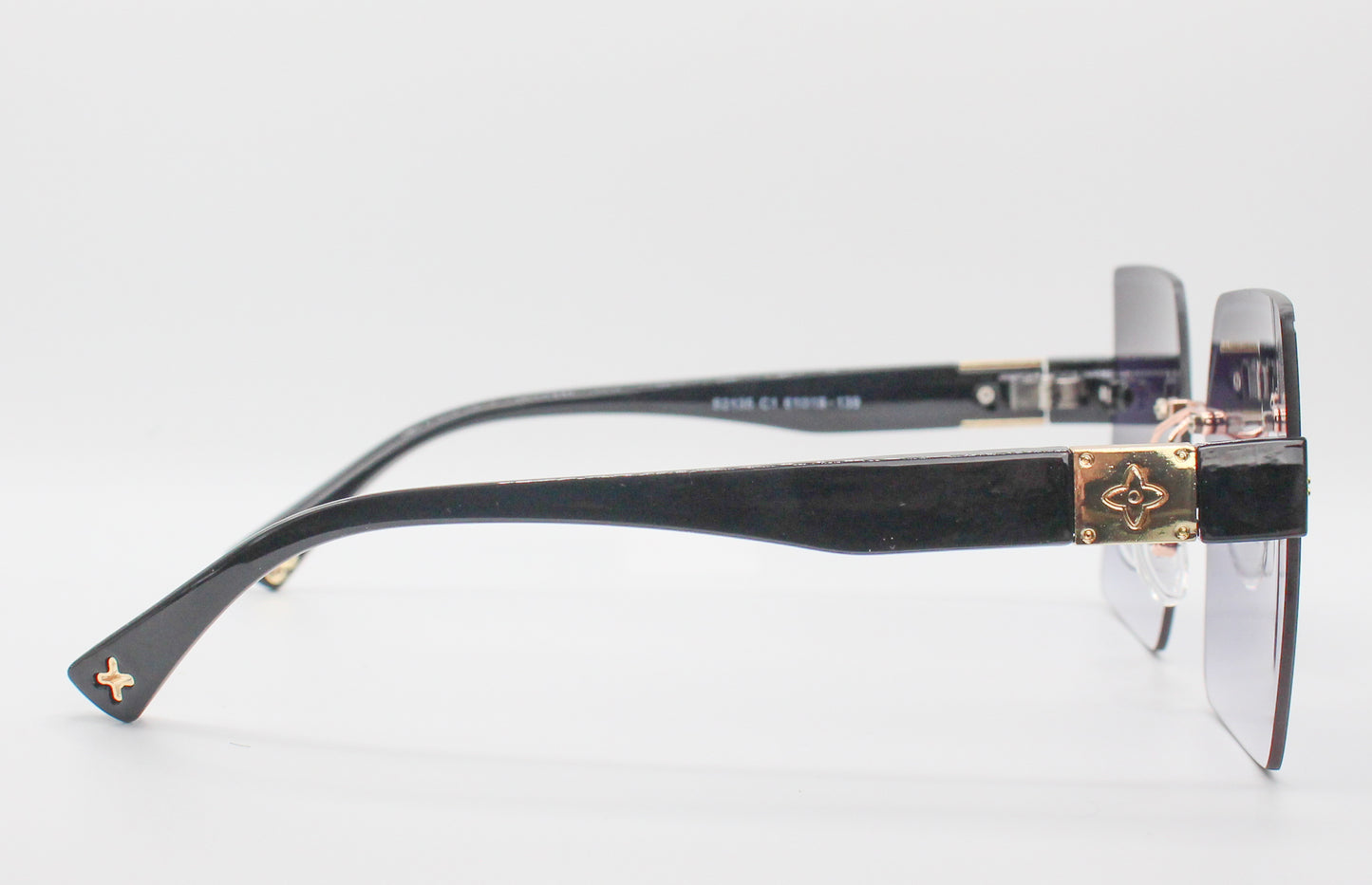 "Slayed" Oversize Rimless Square Sunglasses