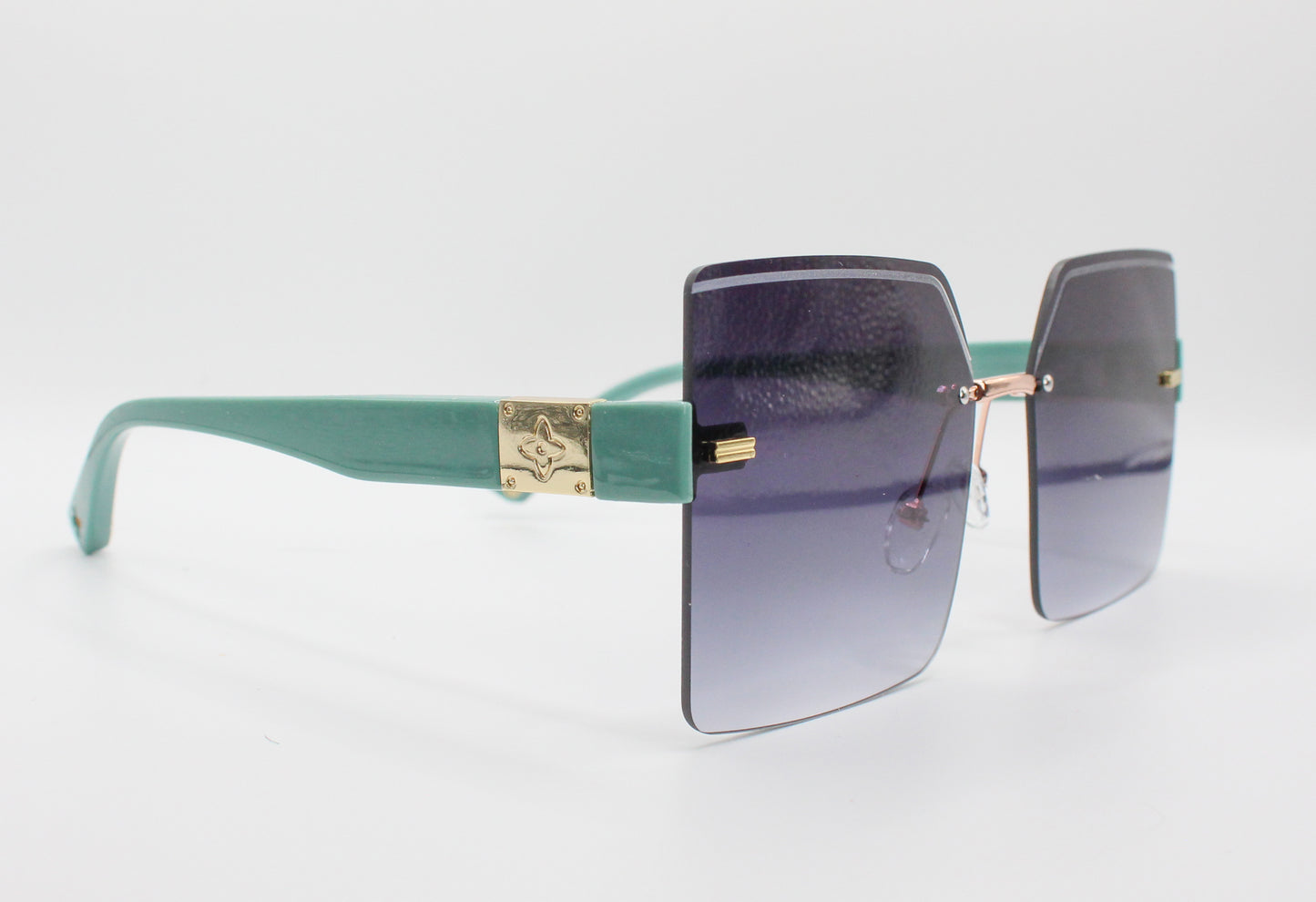 "Slayed" Oversize Rimless Square Sunglasses