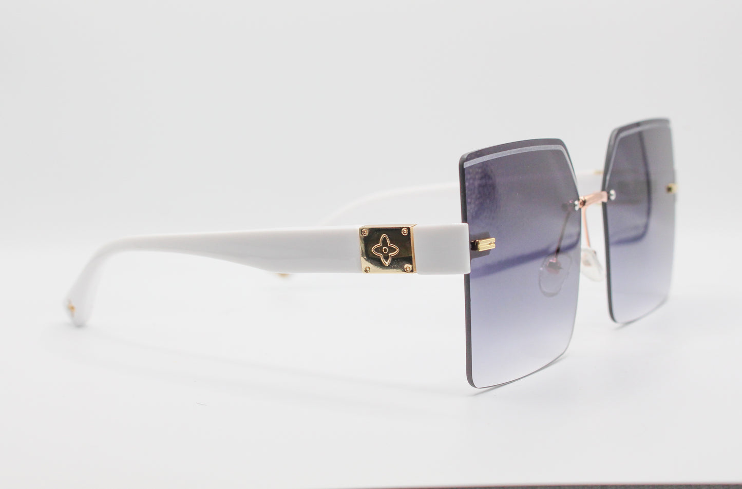 "Slayed" Oversize Rimless Square Sunglasses